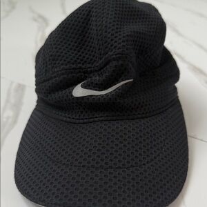 Nike Black Mesh Tailwind Cap